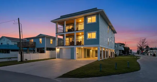 2518 AVENUE B, Bradenton Beach, FL 34217