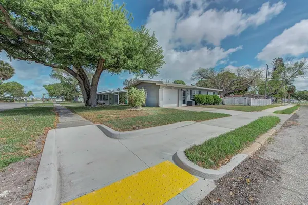 1202 26TH AVE W, Palmetto, FL 34221