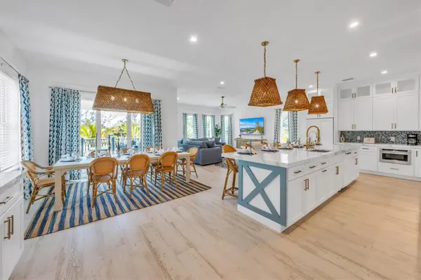 518 SPRING AVE, Anna Maria, FL 34216