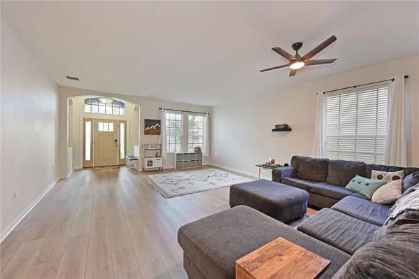 8852 FOUNDERS CIR, Palmetto, FL 34221