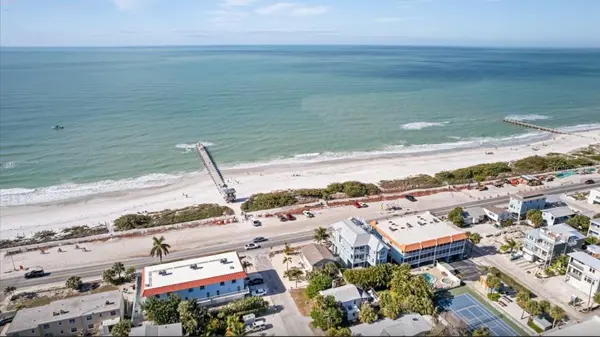 903 GULF DR S, Bradenton Beach, FL 34217