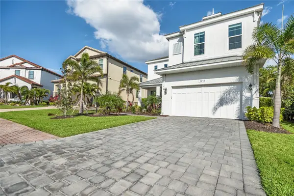 5215 TITLE ROW DR, Bradenton, FL 34210