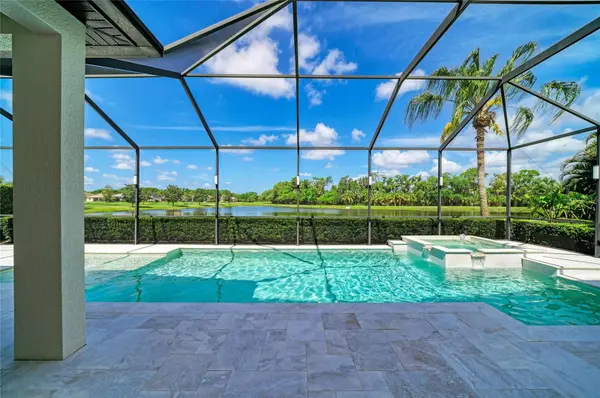 826 HONEYFLOWER LOOP, Bradenton, FL 34212