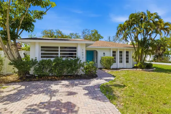 1097 WILLIS AVE, Sarasota, FL 34232