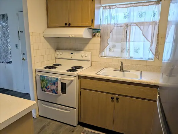 5929 EASY ST #I-23, Bradenton, FL 34207