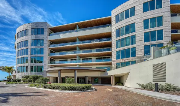 1561 GULF OF MEXICO DR #304, Longboat Key, FL 34228