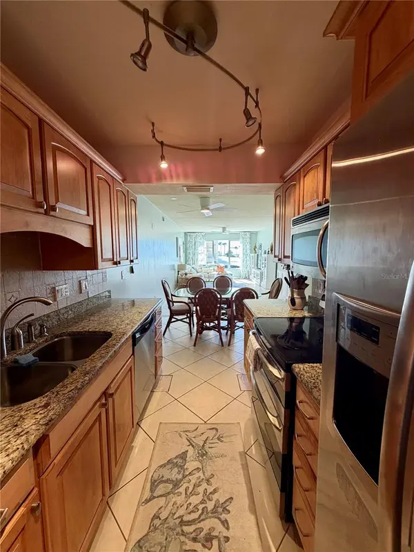 3806 GULF OF MEXICO DR #C211, Longboat Key, FL 34228