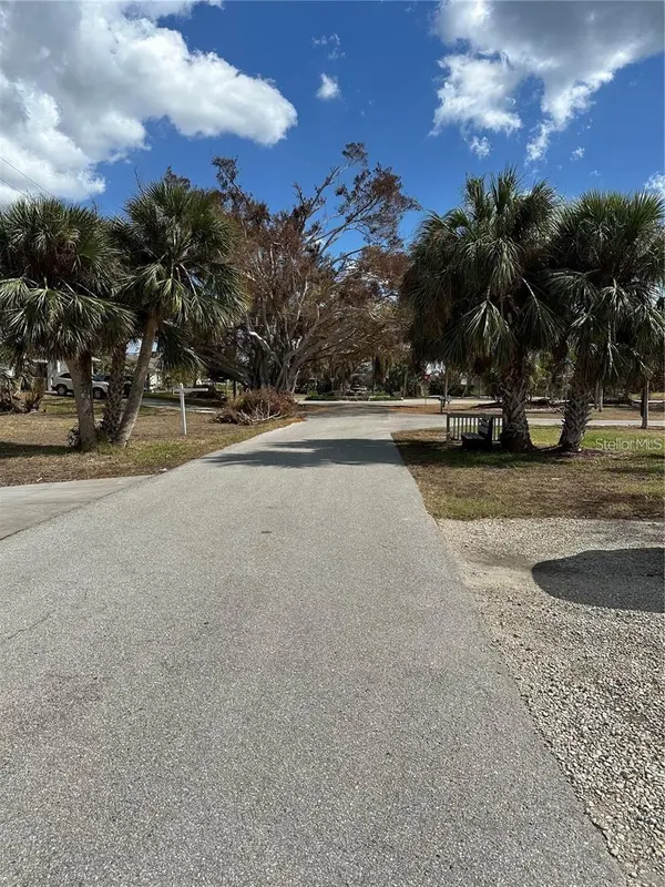 120 SPANIARDS RD, Placida, FL 33946