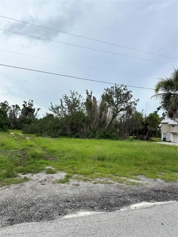 120 SPANIARDS RD, Placida, FL 33946