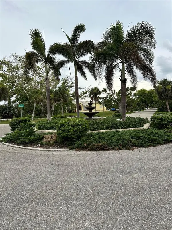 120 SPANIARDS RD, Placida, FL 33946