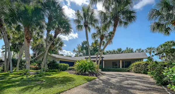 5345 SIESTA CT, Sarasota, FL 34242