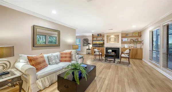5345 SIESTA CT, Sarasota, FL 34242