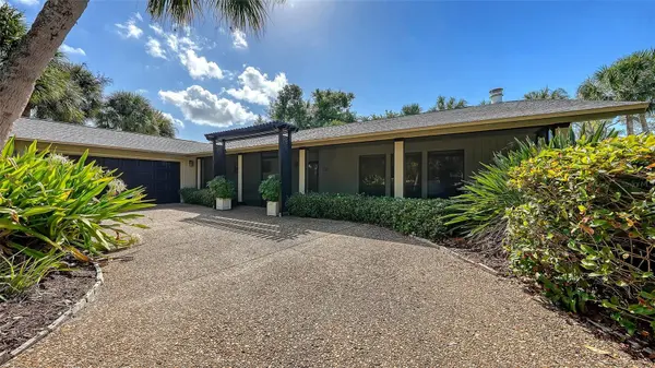 5345 SIESTA CT, Sarasota, FL 34242