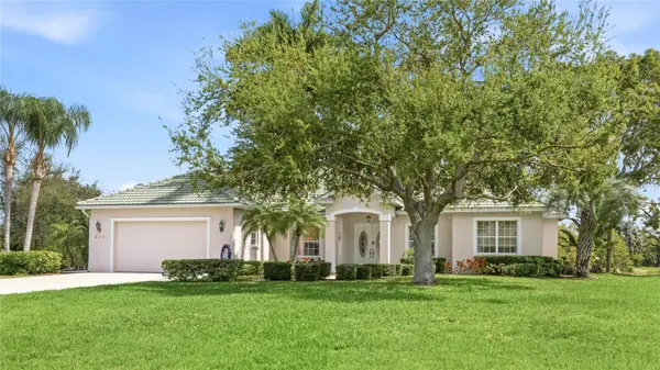 6115 9TH AVENUE CIR NE, Bradenton, FL 34212