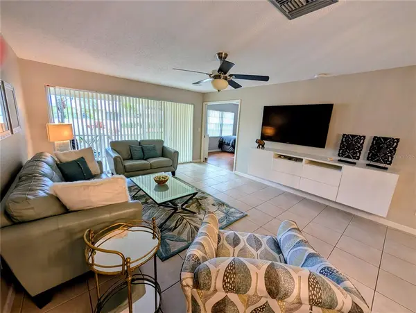 6896 W COUNTRY CLUB LN #148, Sarasota, FL 34243