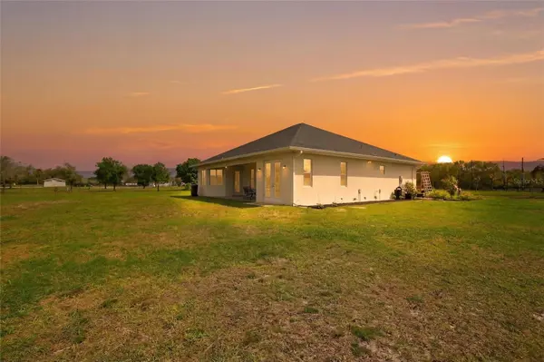 10080 WAUCHULA RD, Myakka City, FL 34251