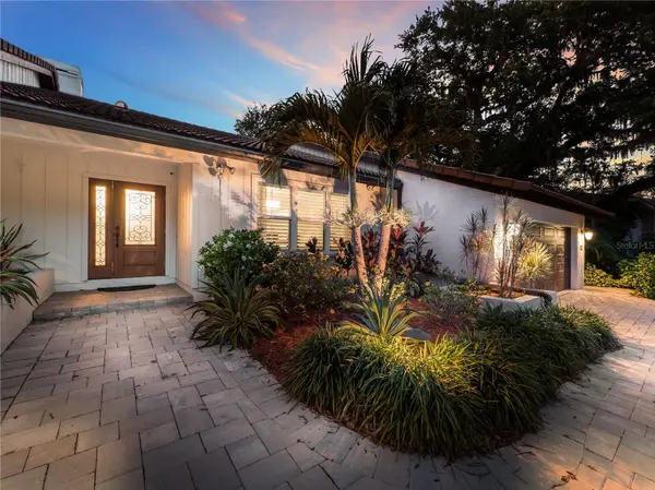 5231 SIESTA COVE DR, Sarasota, FL 34242