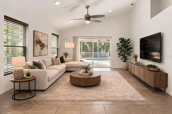6801 SUPERIOR STREET CIR, Sarasota, FL 34243