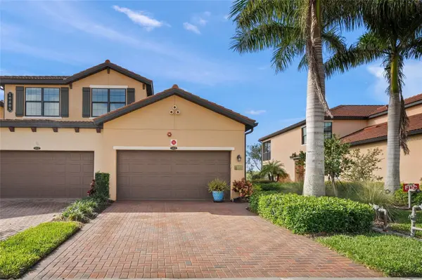 10805 TARFLOWER DR #102, Venice, FL 34293
