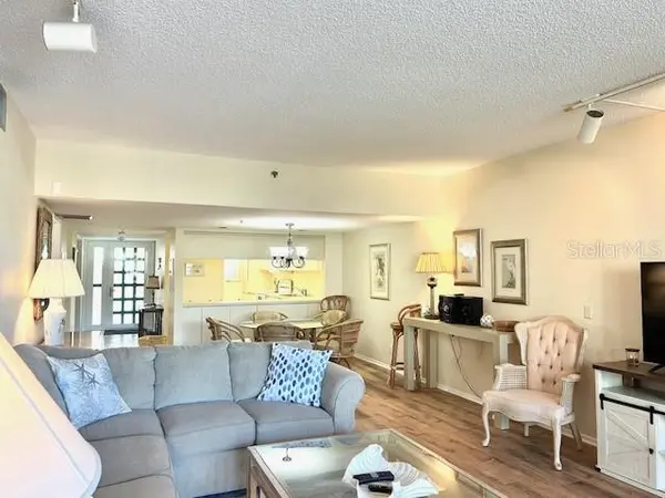 1095 GULF OF MEXICO DR #104, Longboat Key, FL 34228