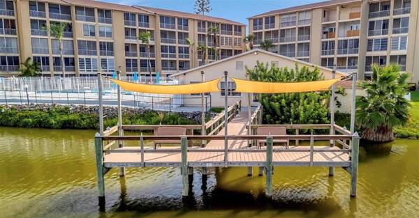 3514 LAKE BAYSHORE DR #K-108, Bradenton, FL 34205