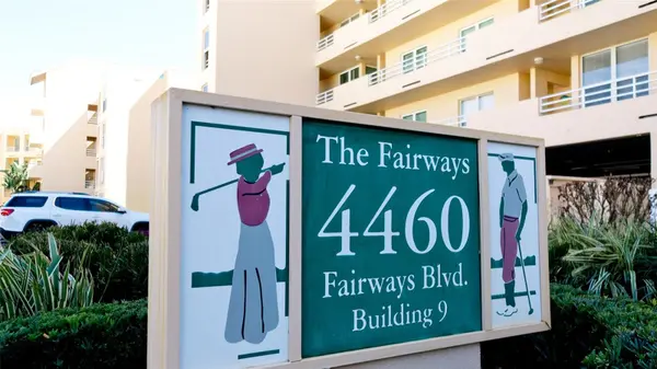 4460 FAIRWAYS BLVD #102, Bradenton, FL 34209