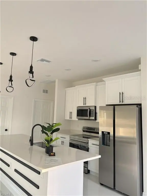 1422 HIGHLAND AVE, Lehigh Acres, FL 33972