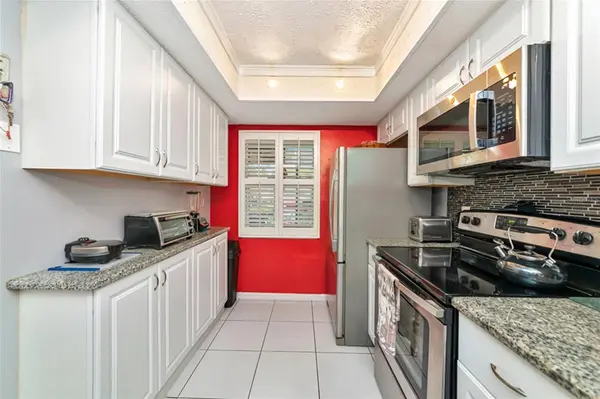 2657 WOODGATE LN #E4, Sarasota, FL 34231