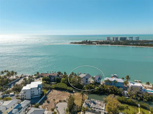 3750 BAYOU LOUISE LN, Sarasota, FL 34242