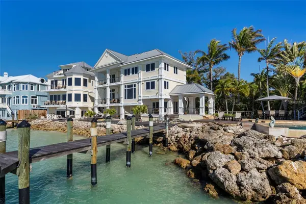 3750 BAYOU LOUISE LN, Sarasota, FL 34242
