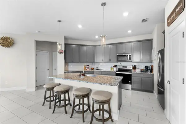 7434 35TH LN E, Sarasota, FL 34243