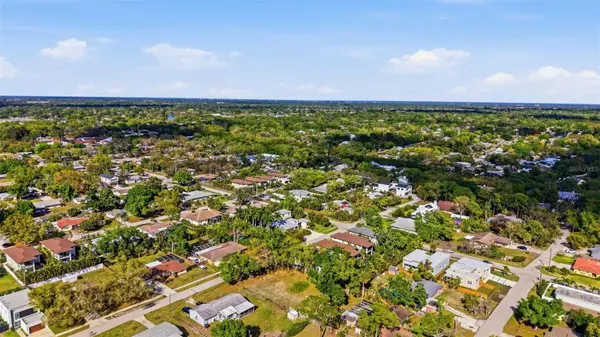 2320 FLORINDA ST, Sarasota, FL 34231