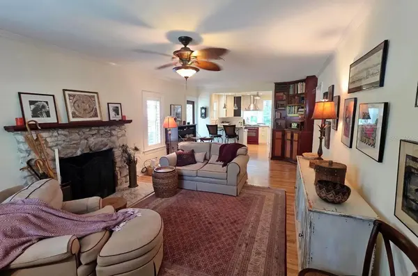 2310 HICKORY AVE, Sarasota, FL 34234