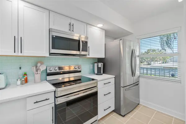 433 CERROMAR LN #441, Venice, FL 34293