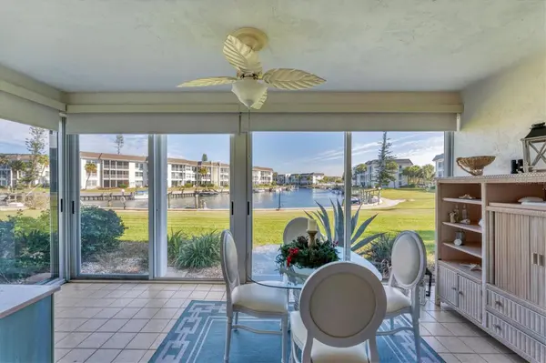4350 CHATHAM DR #106, Longboat Key, FL 34228