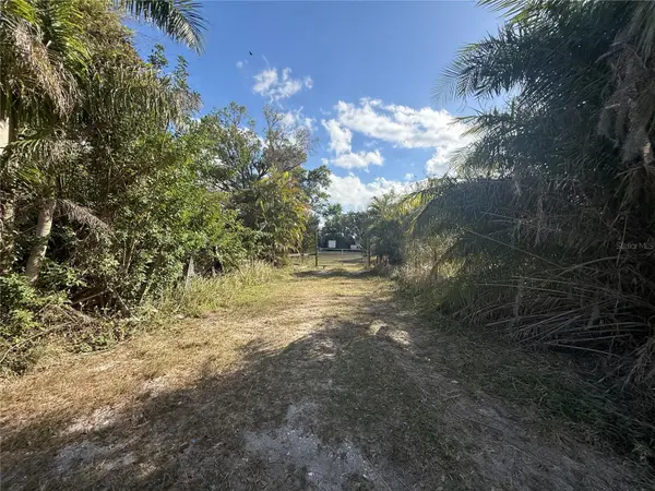 11959 MOCCASIN WALLOW RD, Parrish, FL 34219