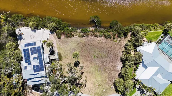 808 SUNCREST DR, Nokomis, FL 34275