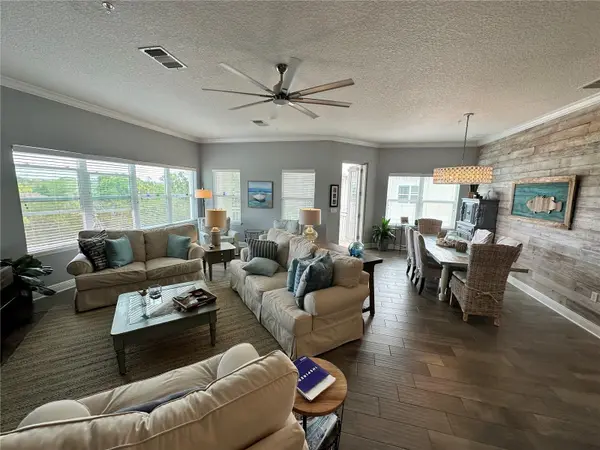 7730 34TH AVE W #303, Bradenton, FL 34209