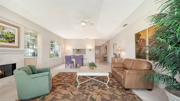3864 CHATSWORTH GREENE CT #10, Sarasota, FL 34235