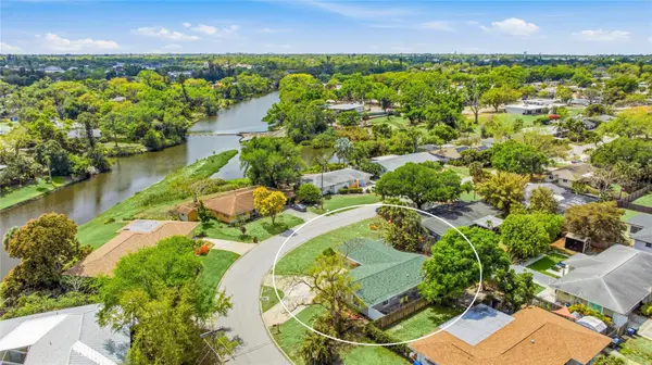 2949 BOUGAINVILLEA ST, Sarasota, FL 34239