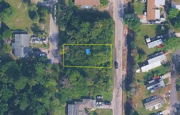 3225 S 7TH ST, Fort Pierce, FL 34982
