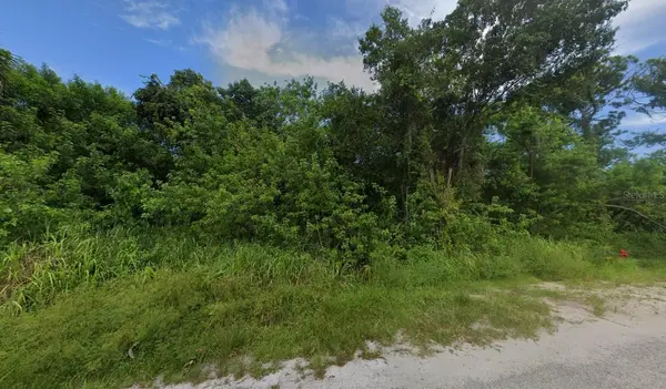 3225 S 7TH ST, Fort Pierce, FL 34982