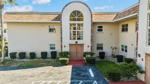 2727 75TH ST W #8A2, Bradenton, FL 34209