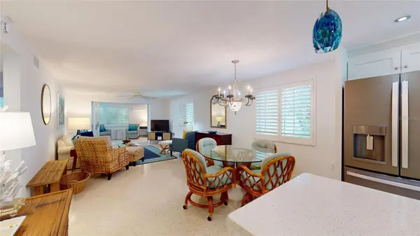718 SPANISH DR N, Longboat Key, FL 34228