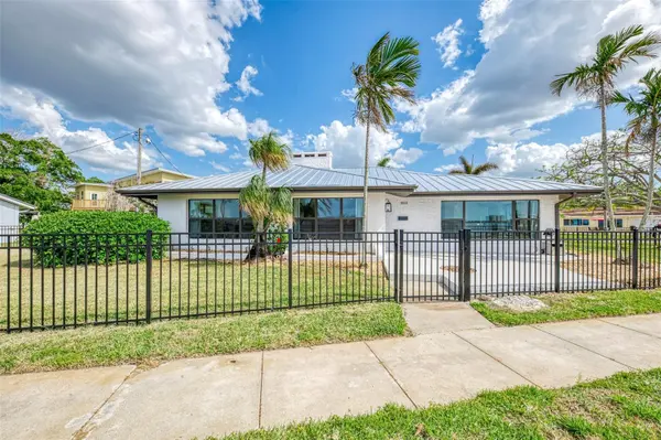 1822 RIVERSIDE DR E, Bradenton, FL 34208