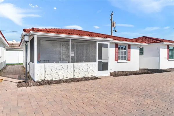 6154 MIDNIGHT PASS RD #A-05, Sarasota, FL 34242