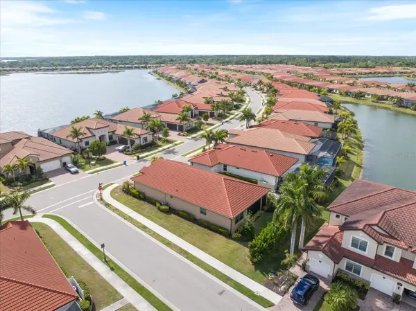 520 MARAVIYA BLVD, Nokomis, FL 34275