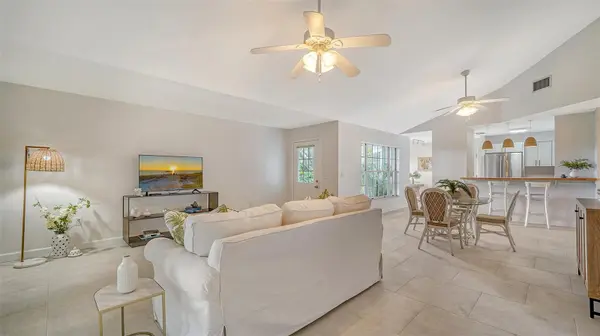 6467 CARRINGTON CIR #43, Sarasota, FL 34238
