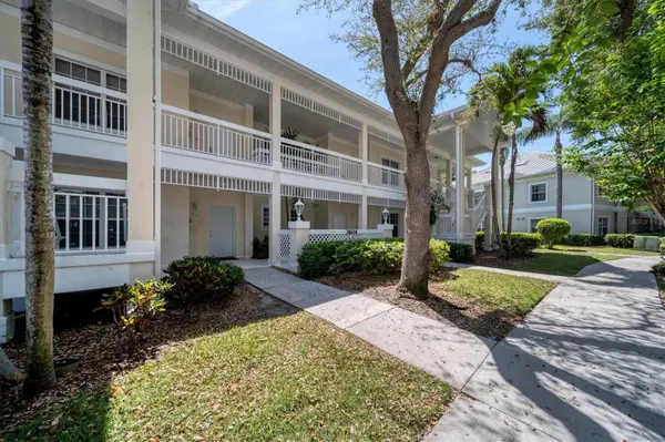 3604 54TH DR W #102, Bradenton, FL 34210