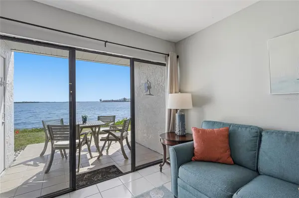 1801 GULF DR N #142, Bradenton Beach, FL 34217